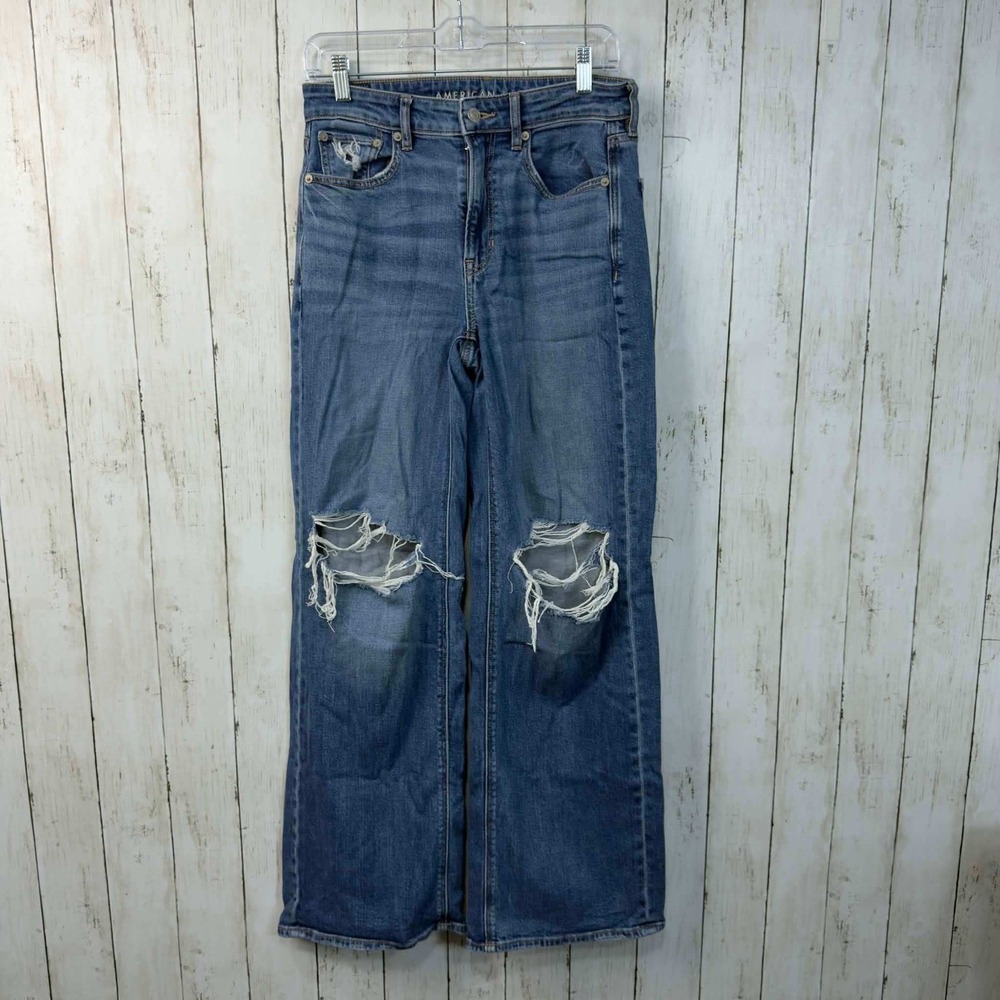 American Eagle Women's Stretch Distressed Straight Jeans Size 2 Regular